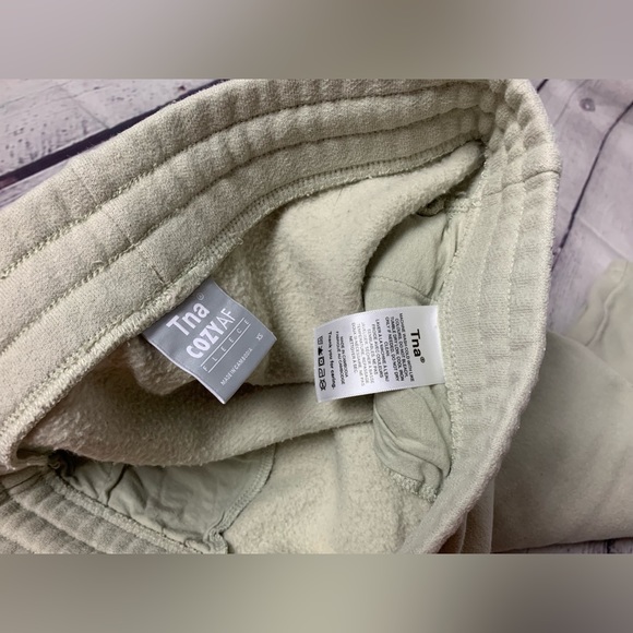TNA COZY AF PANTS - Picture 2 of 2